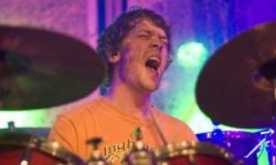 Drummers Back Stretch – 5 step stretch to help prevent back pain